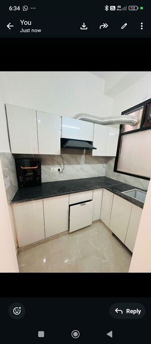 Kitchen in 1.5 BHK Builder Floor at Sector 38 – for Rent