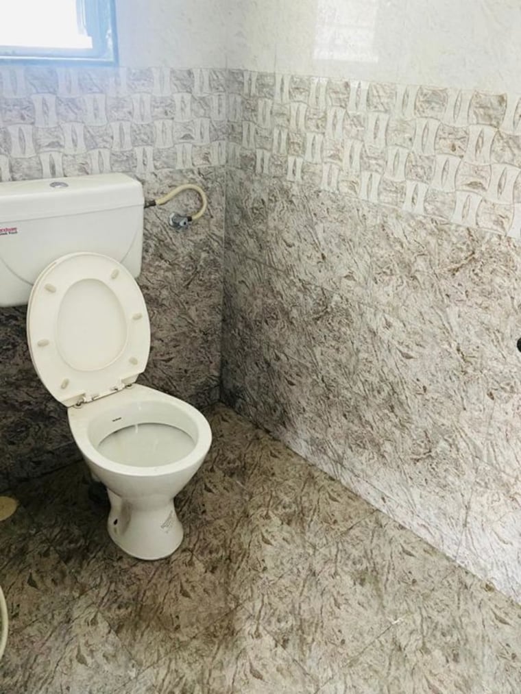 Bathroom, raj-heramba-venkatesh-imperia 2 Bedroom 1100 Sq.Ft. Apartment In Tathawade Pune 10087923
