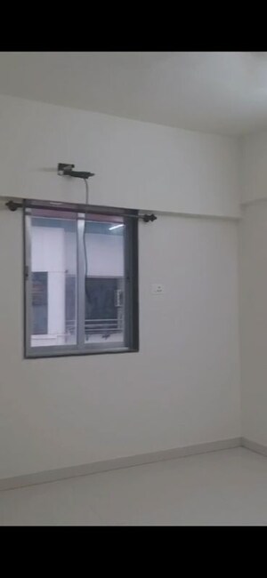 Room in 2 BHK Apartment at Umang Shastri Nagar West View CHS, Goregaon West – for Rent