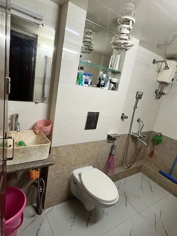 Master Bedroom in 2 BHK Apartment at Madhurima CHS, Andheri West – for Rent