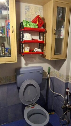 Bathroom in 1 BHK Apartment at Galaxy Classique, Goregaon West – for Rent