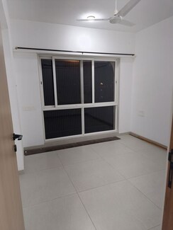 2 BHK + Pooja Room Apartment For Rent in Mahavir Arham Mourya