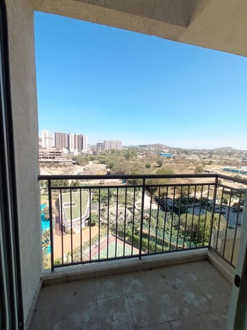 2.5 BHK Apartment For Rent in Godrej Park Greens, Mamurdi