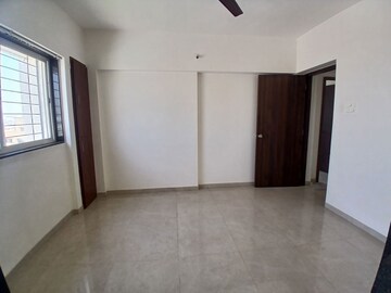 Room in 2 BHK Apartment at Vishal Leela Residency, Kharadi – for Rent