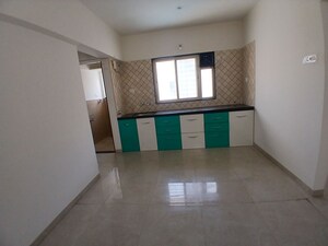 Room in 2 BHK Apartment at Vishal Leela Residency, Kharadi – for Rent