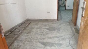 Room in 2 BHK Builder Floor at Vaishali Sector 2 – for Sale