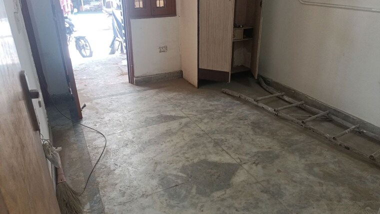 Room, vaishali sector 2 2 Bedroom 640 Sq.Ft. Builder Floor In Vaishali Sector 2 Ghaziabad 10088082