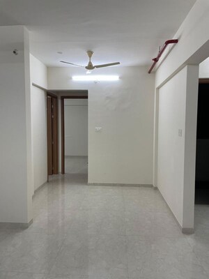 Room in 2 BHK Apartment at Majestique Marbella Phase 1, Kharadi – for Rent