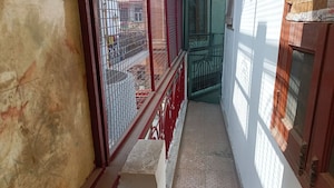 Balcony in 2 BHK Builder Floor at Vaishali Sector 5 – for Rent