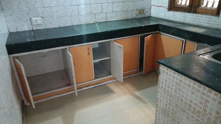 Kitchen, vaishali sector 5 2 Bedroom 850 Sq.Ft. Builder Floor In Vaishali Sector 5 Ghaziabad 10088097