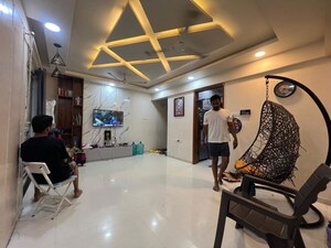 Team Area in 2 BHK Apartment at Kohinoor Zen Estate, Kharadi – for Rent