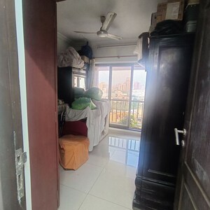 Bathroom in 2 BHK Apartment at Kohinoor Apartment Andheri West, Andheri West – for Rent
