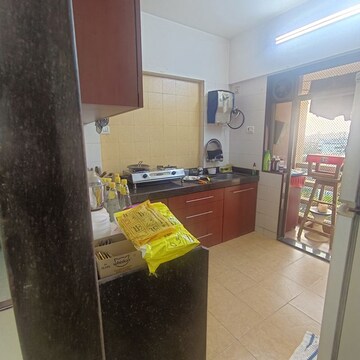 Bedroom in 2 BHK Apartment at Kohinoor Apartment Andheri West, Andheri West – for Rent