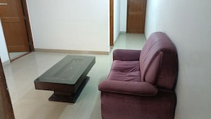 Living Room in 2 BHK Builder Floor at Vaishali Sector 5 – for Rent