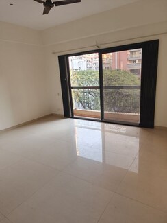 2 BHK + Pooja Room Apartment For Rent in Lucky House