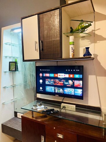 Furnished Amenities in 3 BHK Apartment at West View Vile Parle West, Vile Parle West – for Rent