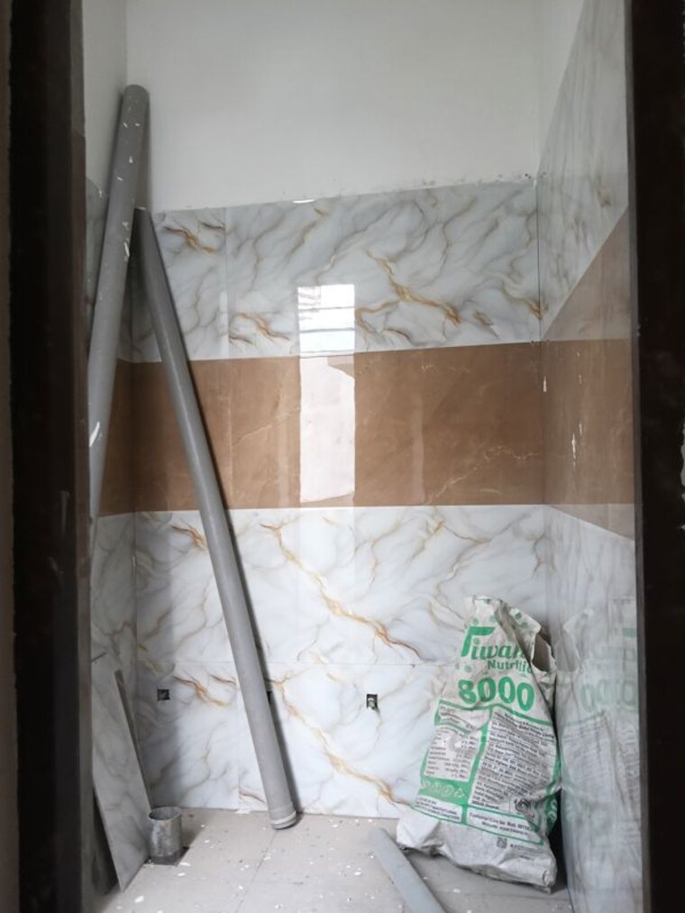 Bathroom, chandrabani 3 Bedroom 85 Sq.Yd. Independent House In Chandrabani Dehradun 10088145