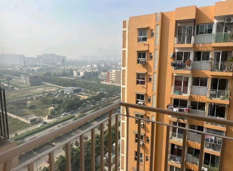 Balcony, wave-dream-homes 3 Bedroom 1049 Sq.Ft. Apartment In Wave City Ghaziabad 10088150