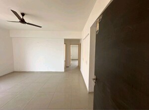 3 BHK Apartment – Entrance View at Wave Dream Homes, Wave City - for Rent