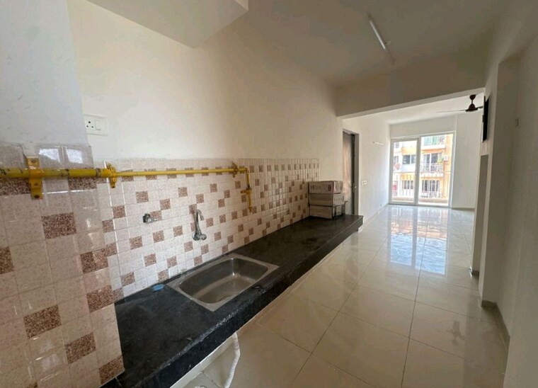 Kitchen, wave-dream-homes 3 Bedroom 1049 Sq.Ft. Apartment In Wave City Ghaziabad 10088150