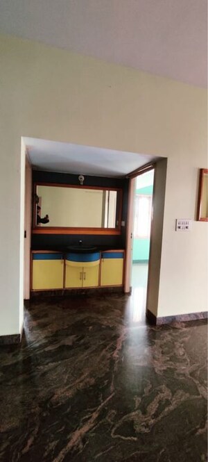 Room in 2 BHK Independent House at Kr Puram – for Rent