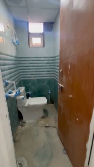 Bathroom in 1 BHK Builder Floor at Kings Tower Sector 49, Sector 49 – for Sale