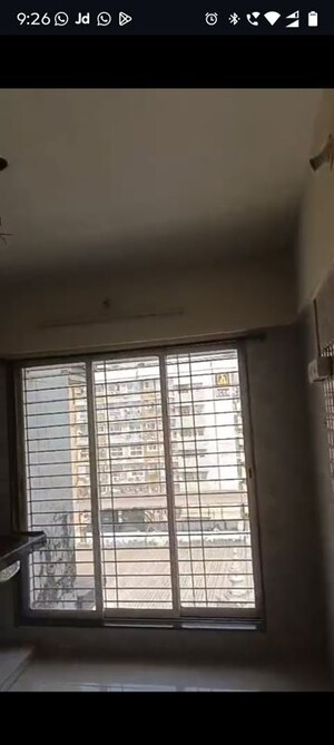 Room in 1 BHK Apartment at Kurla East – for Rent