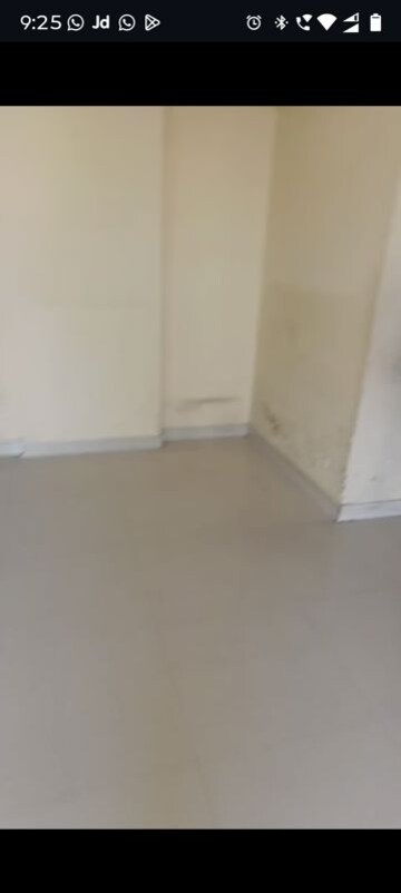 Room in 1 BHK Apartment at Kurla East – for Rent