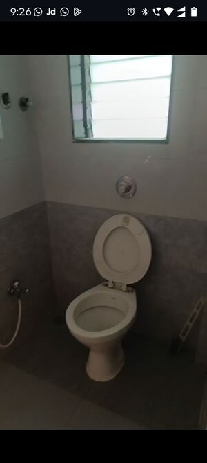 Master Bedroom in 1 BHK Apartment at Kurla East – for Rent