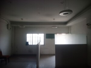 Room in  Office Space at Akota – for Rent