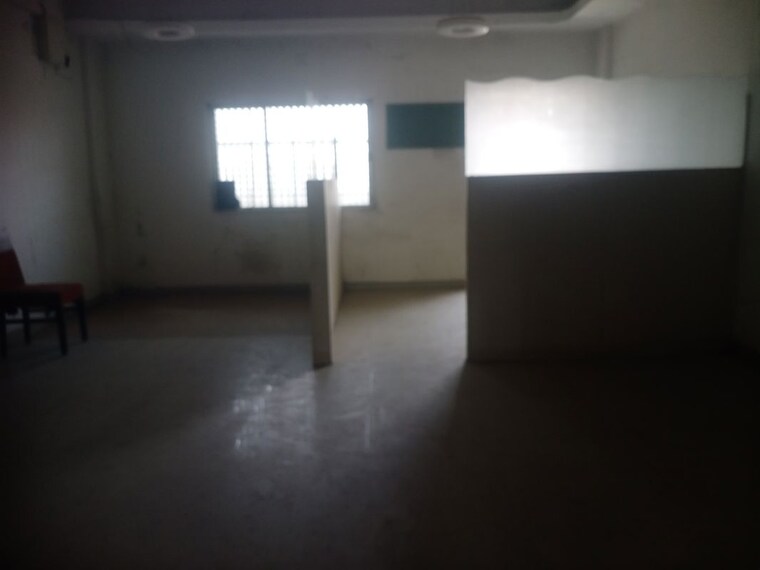 Room, akota Commercial Office Space 825 Sq.Ft. In Akota Vadodara 10088189
