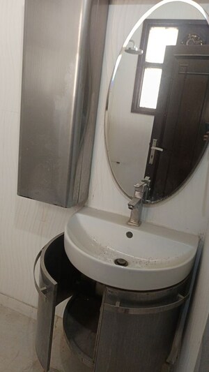 Bathroom in 3 BHK Builder Floor at West Patel Nagar – for Rent