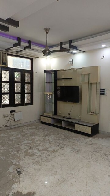 3 BHK Builder Floor For Rent in West Patel Nagar