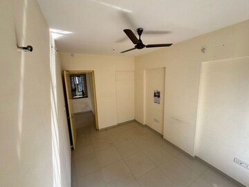 Room in 3 BHK Apartment at Sheth Vasant Athena, Laxmi Nagar – for Sale