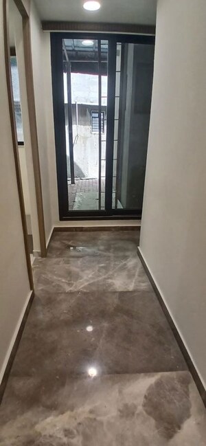 Room in 1 BHK Apartment at Hiranandani Highland, Powai – for Rent