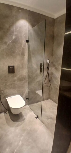 Bathroom in 1 BHK Apartment at Hiranandani Highland, Powai – for Rent