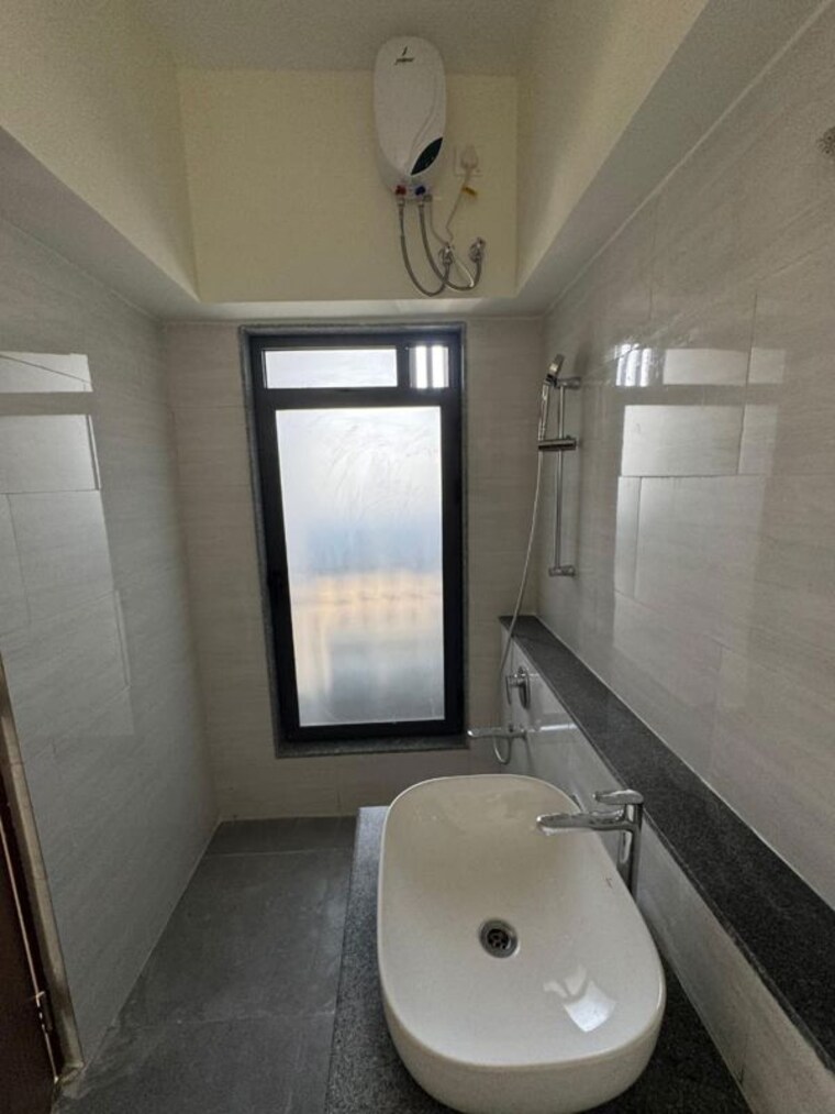 Bathroom, dynamix-divum 2 Bedroom 810 Sq.Ft. Apartment In Malad East Mumbai 10088263