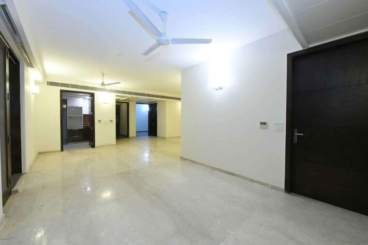 Room, defence colony 3 Bedroom 2925 Sq.Ft. Builder Floor In Defence Colony Delhi 10088264