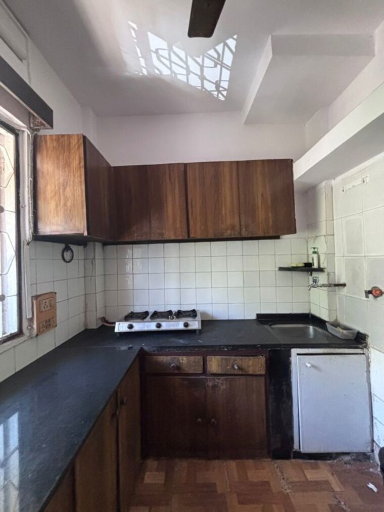 Kitchen, kalumal-estate 2 Bedroom 963 Sq.Ft. Apartment In Juhu Mumbai 10088283