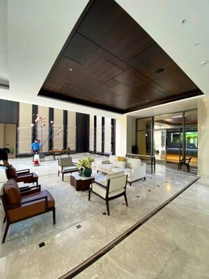 Living Room in 5 BHK Apartment at Suncity Jewel Of India, Jawahar Lal Nehru Marg – for Rent