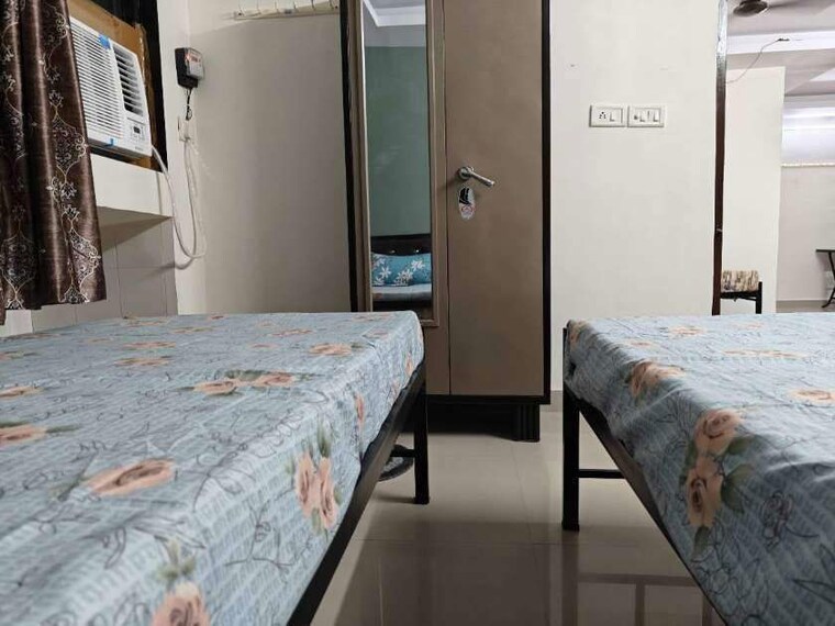 Room, manpada Pg For Boys & Girls In Manpada 10088313