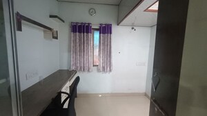 Room in 1.5 BHK Apartment at Sector 3 Nerul – for Rent
