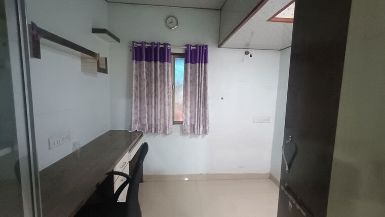 Room, sector 3 nerul 1.5 Bedroom 680 Sq.Ft. Apartment In Sector 3 Nerul Navi Mumbai 10088314