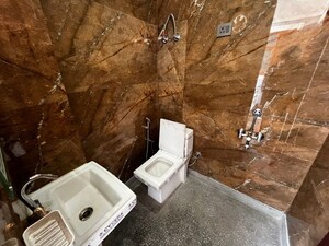 Bathroom in 1 BHK Apartment at Saket – for Rent