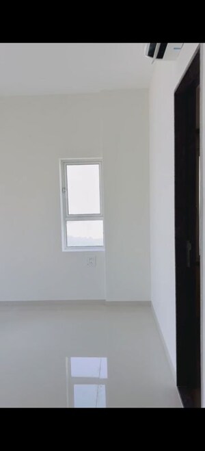 2 BHK Apartment For Rent in Lodha Amara Tower 24 And 25, Kolshet Road