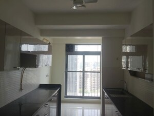 Kitchen in 3 BHK Apartment at Kalpataru Elitus, Mulund West – for Rent
