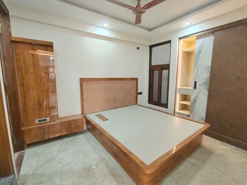 Room in 1 BHK Builder Floor at Hsr Layout – for Rent