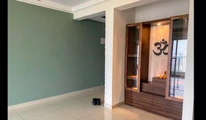 Room in 2 BHK Apartment at Puravankara Purva Skydale, Harlur – for Rent