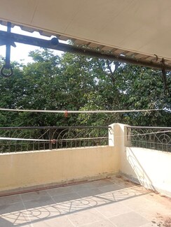 2 BHK + Study Room Apartment For Rent in Saikala CHS