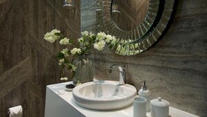 Bathroom in 4 BHK Apartment at S D The Imperial Edge, Tardeo – for Sale